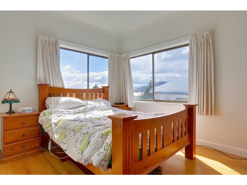 8 Ewens Court, Glenorchy TAS 7010