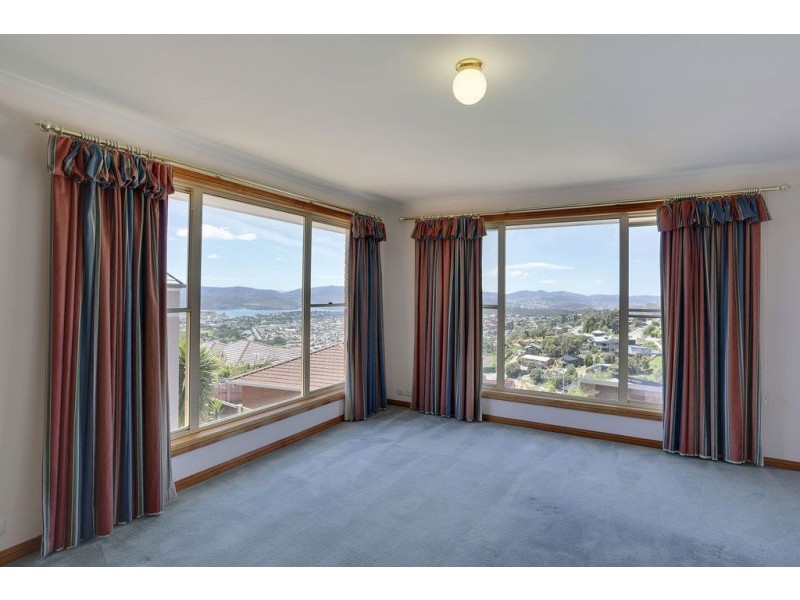 1/5 Benjamin Court, Lenah Valley TAS 7008