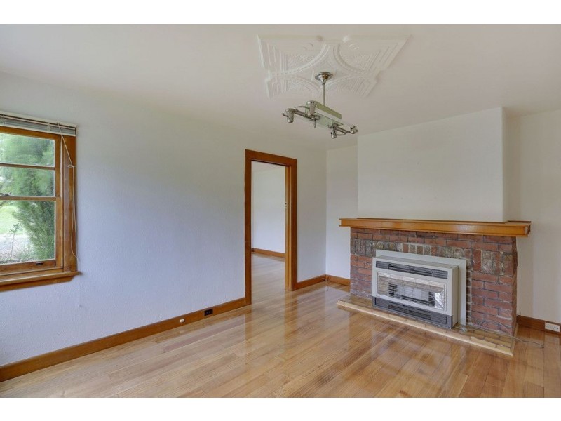 17 Fourth Avenue, West Moonah TAS 7009