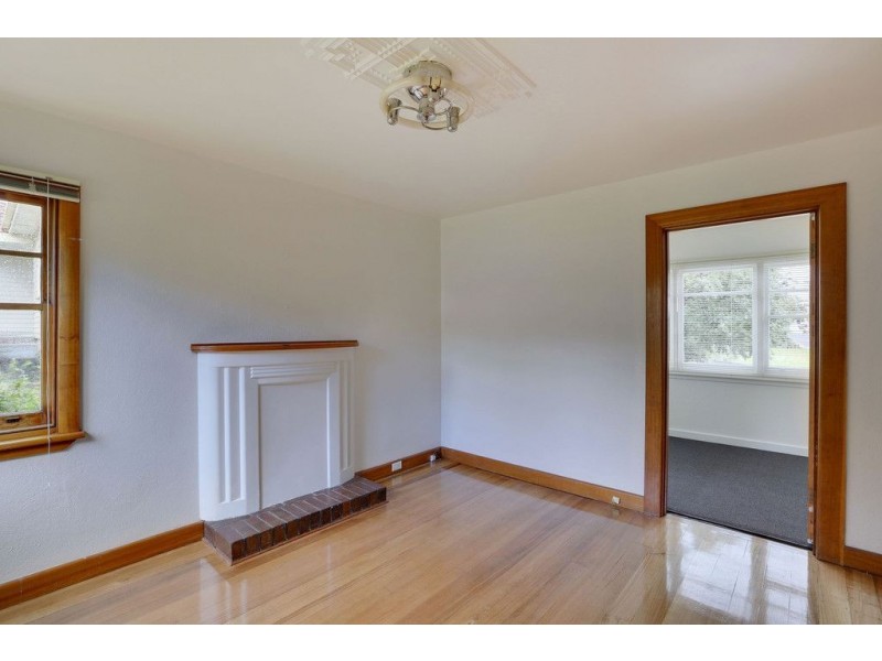 17 Fourth Avenue, West Moonah TAS 7009