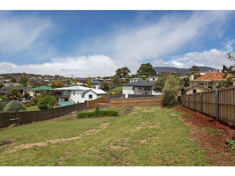 00 Milton Crescent, West Moonah TAS 7009