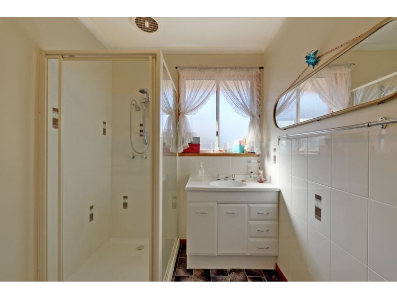 4/12 Vieste Drive, Glenorchy TAS 7010