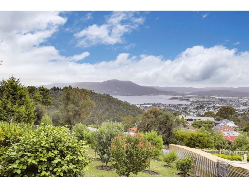 38 Jasanda Drive, Montrose TAS 7010