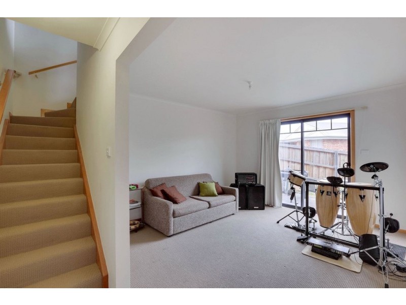 2 Treetops Court, Claremont TAS 7011