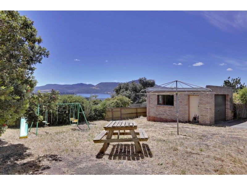 16 Danina Street, Chigwell TAS 7011