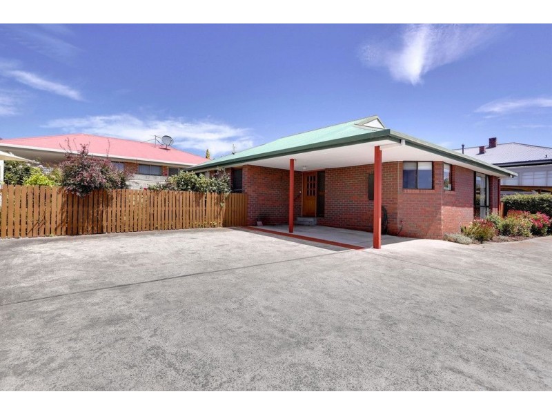 2/73 Giblin Street, Lenah Valley TAS 7008