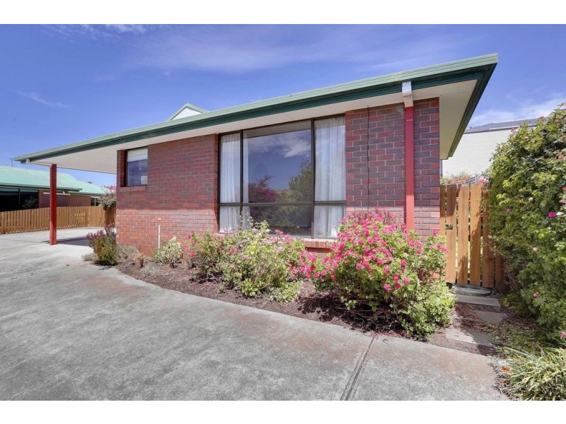 2/73 Giblin Street, Lenah Valley TAS 7008