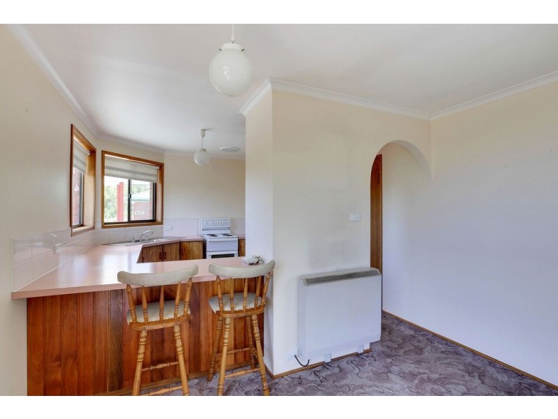 2/73 Giblin Street, Lenah Valley TAS 7008