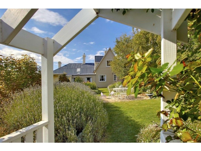 97 Main Street, Kempton TAS 7030