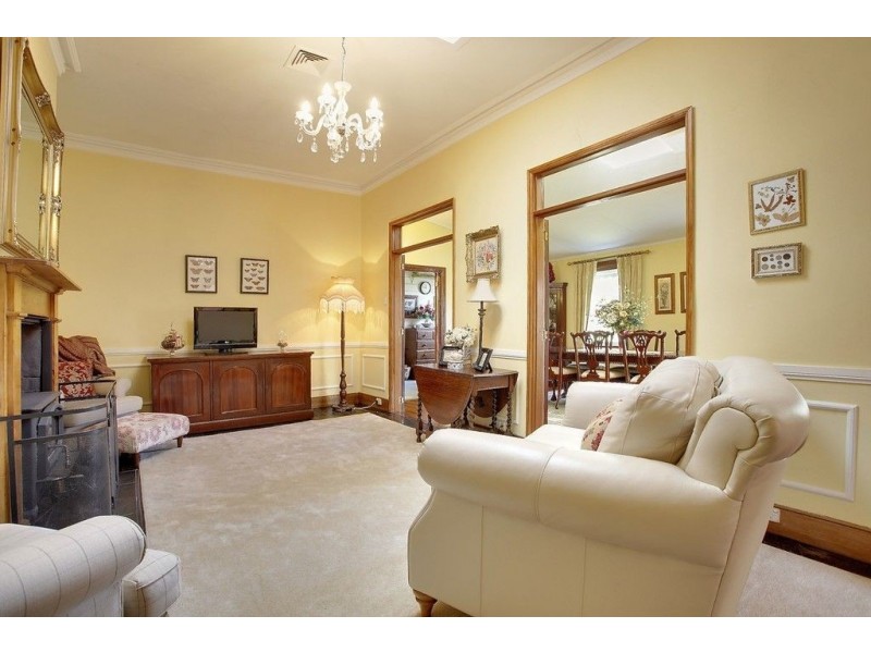 97 Main Street, Kempton TAS 7030