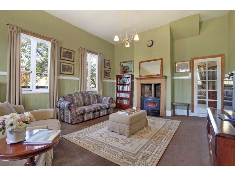 97 Main Street, Kempton TAS 7030