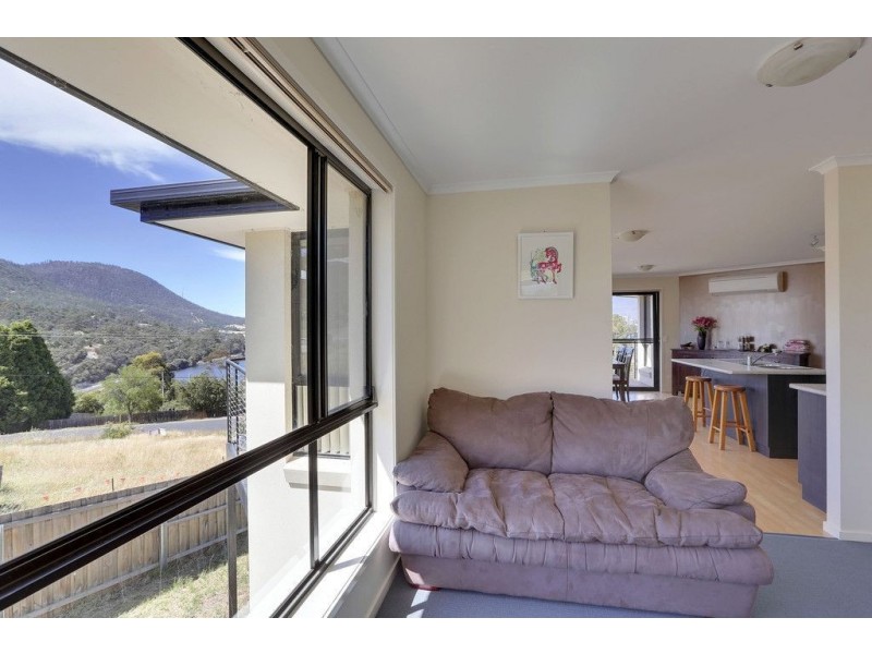 45 Clives Avenue, Old Beach TAS 7017
