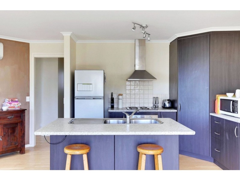45 Clives Avenue, Old Beach TAS 7017