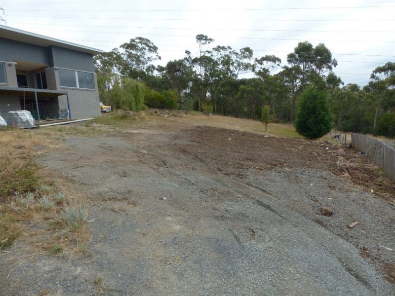 32 Firth Road, Lenah Valley TAS 7008