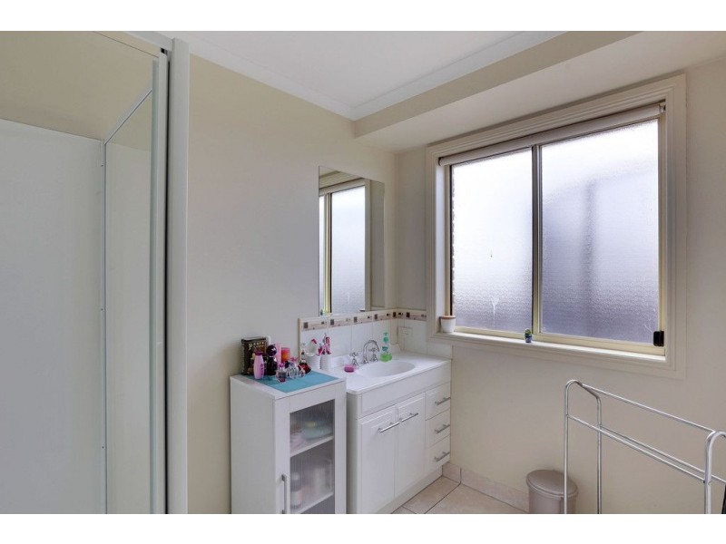 2/14 Madison Avenue, Brighton TAS 7030