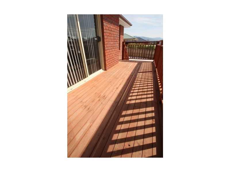 1/16a Burrows Avenue, Brighton TAS 7030