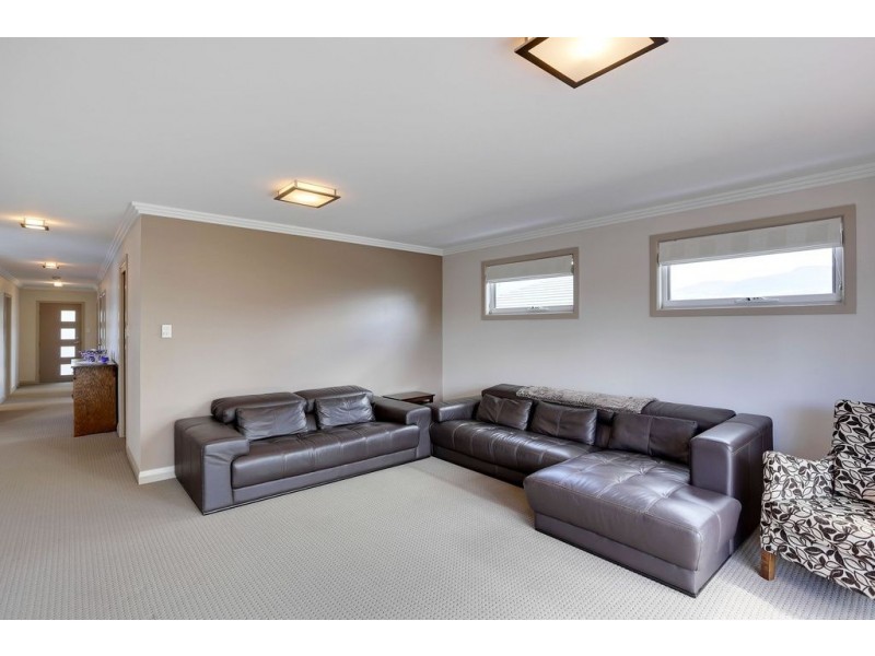 15b McGough Street, Glenorchy TAS 7010