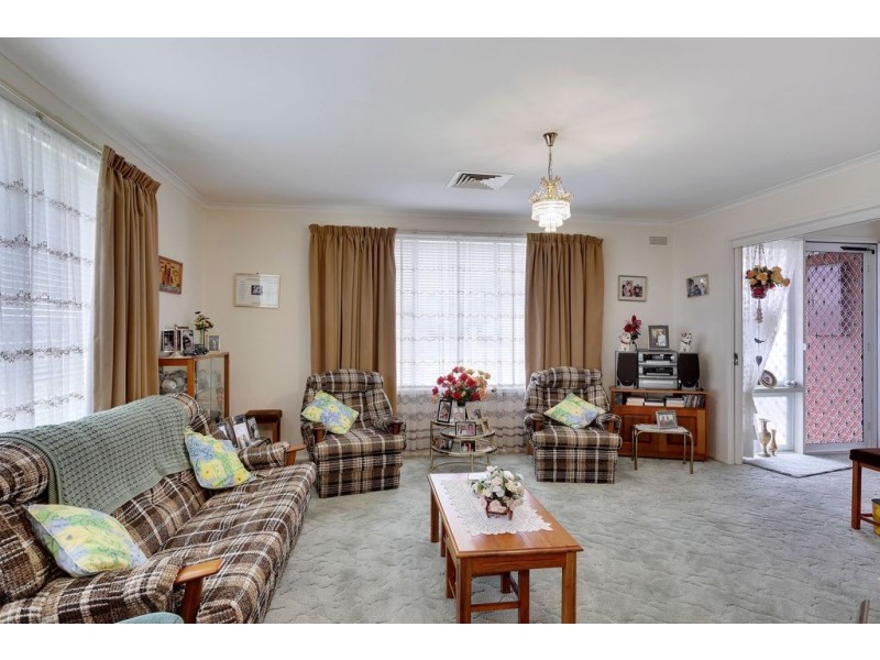 2 Riverview Parade, Rosetta TAS 7010