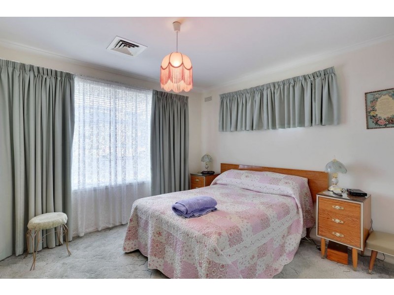 2 Riverview Parade, Rosetta TAS 7010