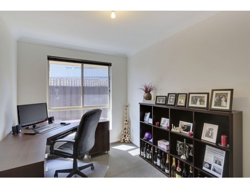 8 Travers Court, Claremont TAS 7011