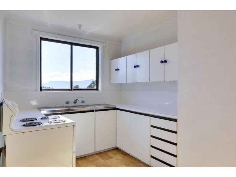 24 Canberra Road, Claremont TAS 7011