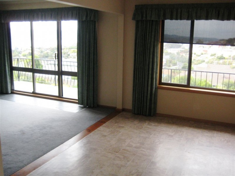 15 Taylor Court, Rosetta TAS 7010
