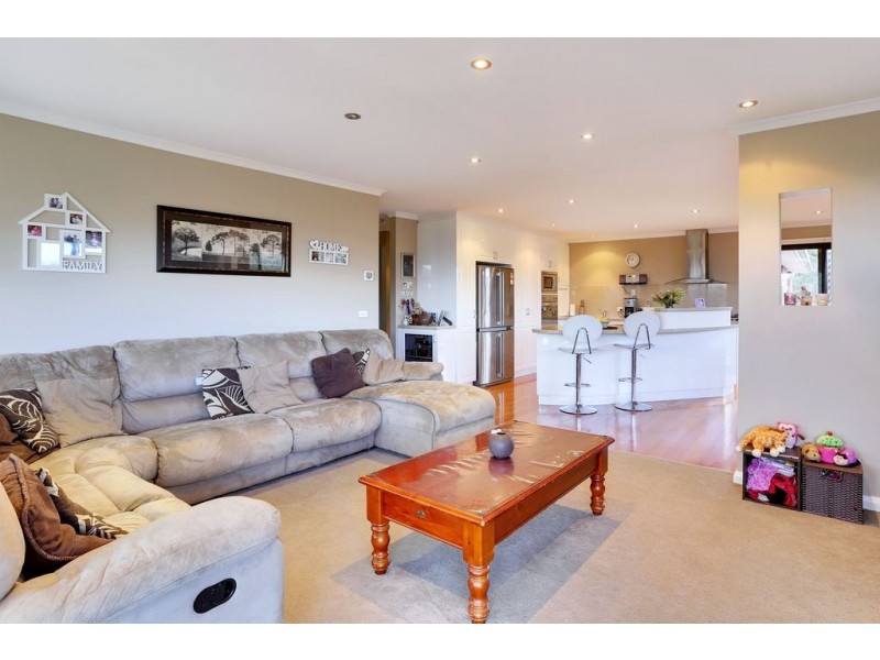 36 Upton Drive, Honeywood TAS 7017