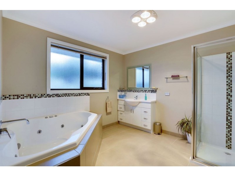 36 Upton Drive, Honeywood TAS 7017