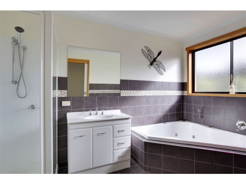 15 Lakeland Drive, Forcett TAS 7173