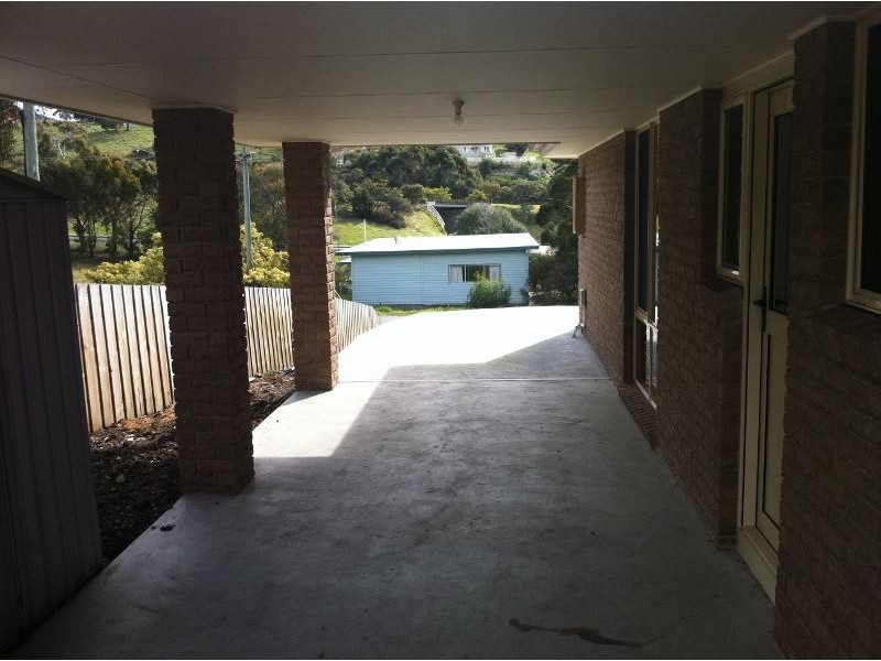 9 George Street, Granton TAS 7030