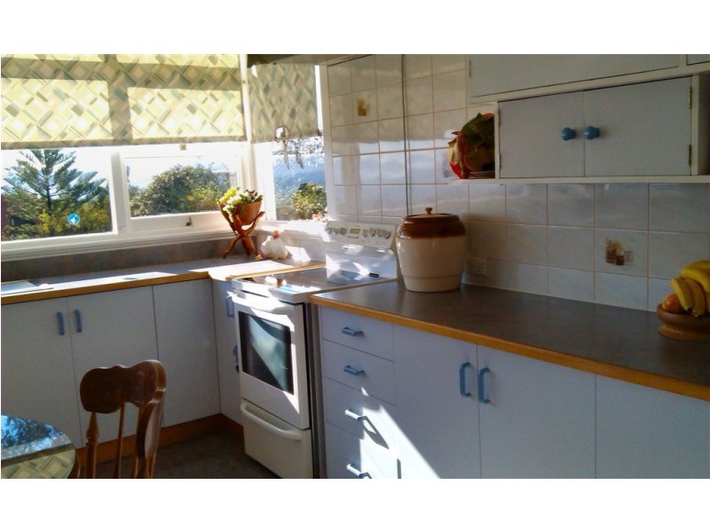 2 Cranleigh Crescent, West Moonah TAS 7009