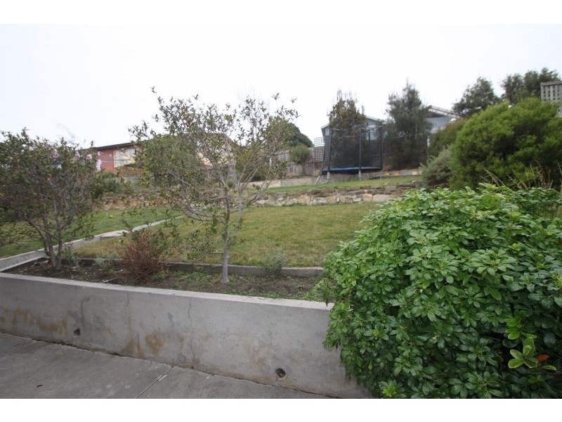 12 Barclay Crescent, Rosetta TAS 7010
