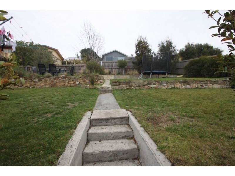 12 Barclay Crescent, Rosetta TAS 7010