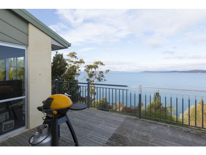 29-31 Susans Bay Road, Primrose Sands TAS 7173