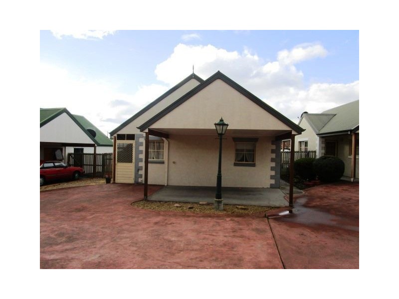 2/21a Balmain Street, Glenorchy TAS 7010