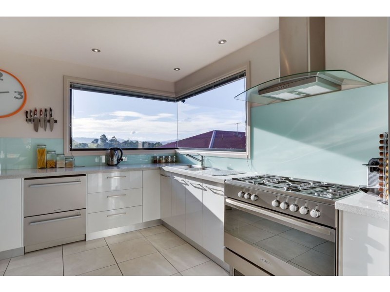 2 Aherne Place, Granton TAS 7030