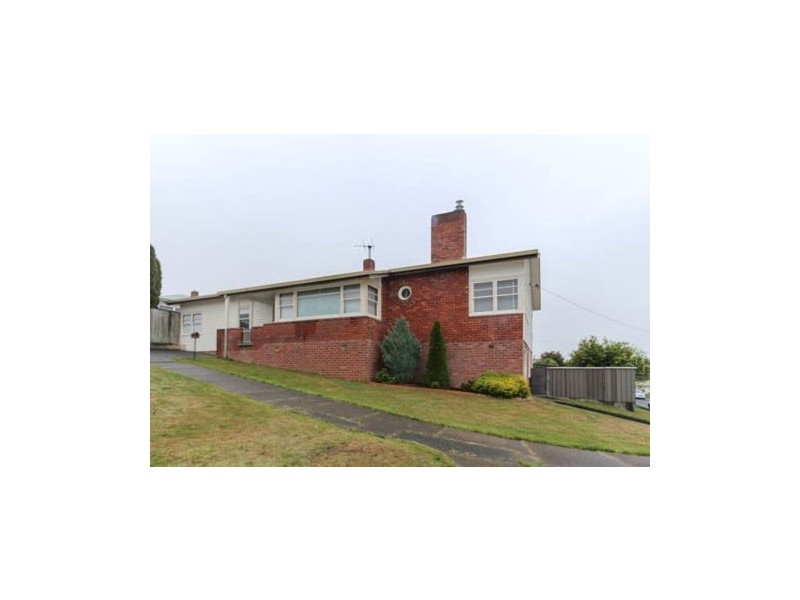 2 Milton Crescent, Moonah TAS 7009
