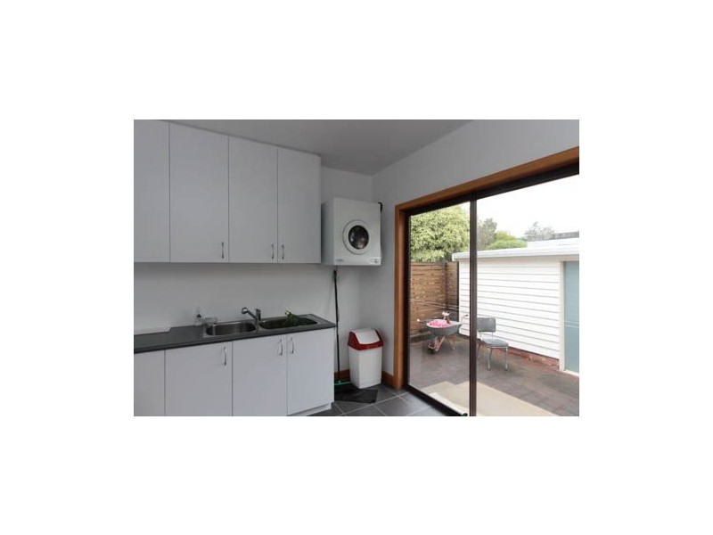 2 Milton Crescent, Moonah TAS 7009
