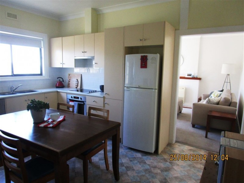 82 Lennox Avenue, Lutana TAS 7009
