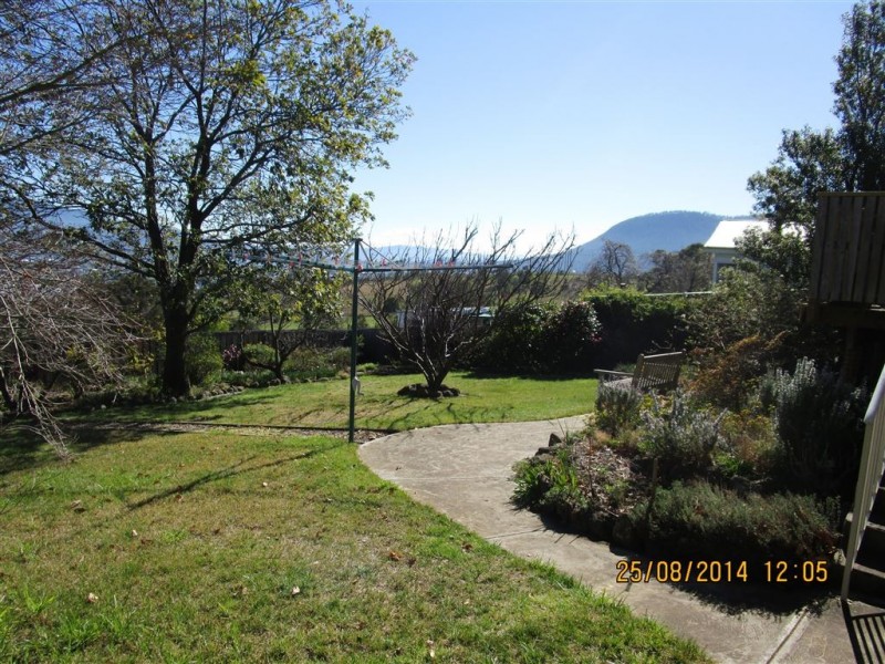 82 Lennox Avenue, Lutana TAS 7009