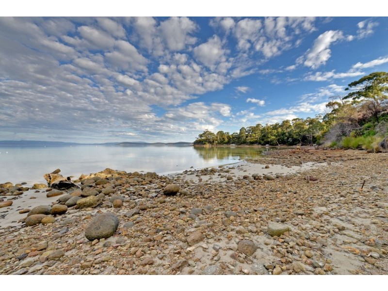 776 Primrose Sands Road, Primrose Sands TAS 7173