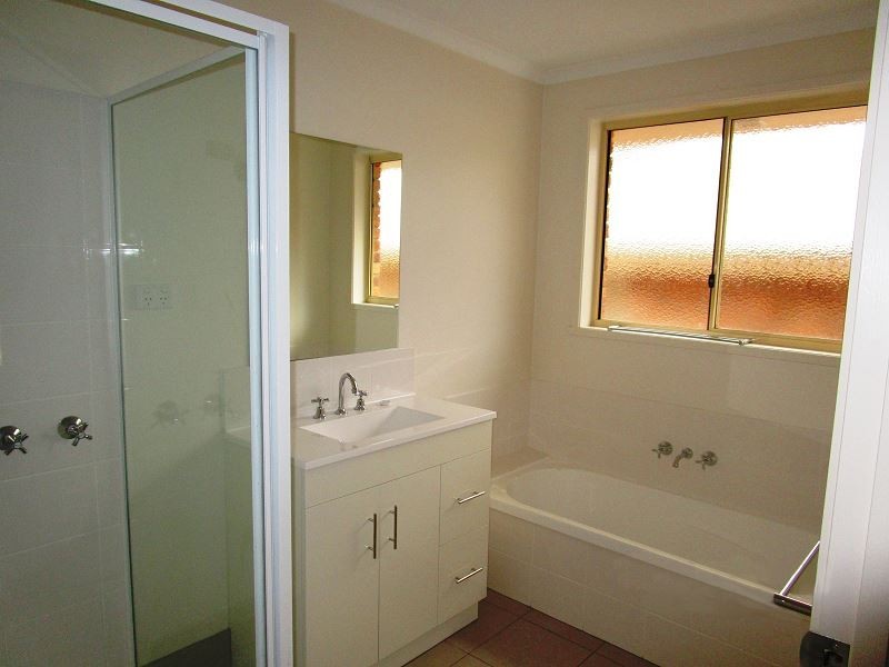 4/13 Bateman Court, Claremont TAS 7011