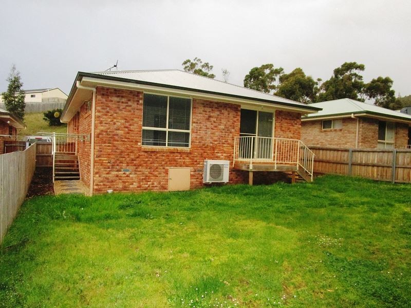 4/13 Bateman Court, Claremont TAS 7011