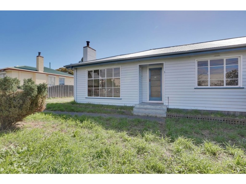 3 Negara Crescent, Goodwood TAS 7010