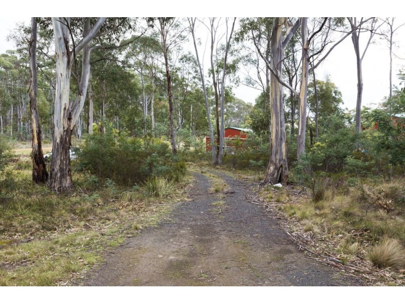 87 Isaac Road, Black Hills TAS 7140