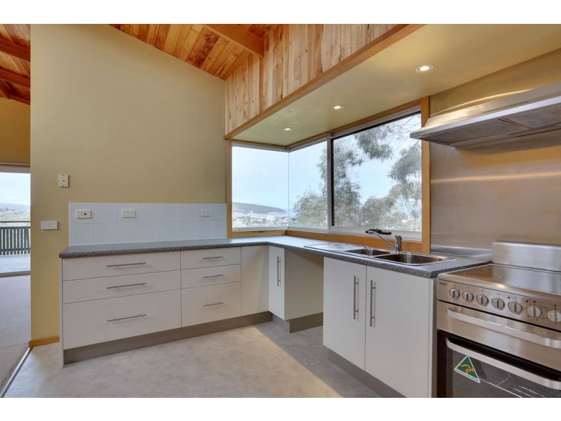 5 Pitt Street, Dodges Ferry TAS 7173