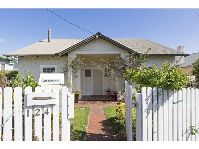 124 Bowen Road, Lutana TAS 7009
