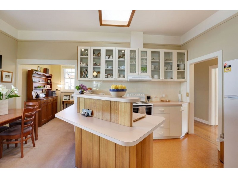 124 Bowen Road, Lutana TAS 7009