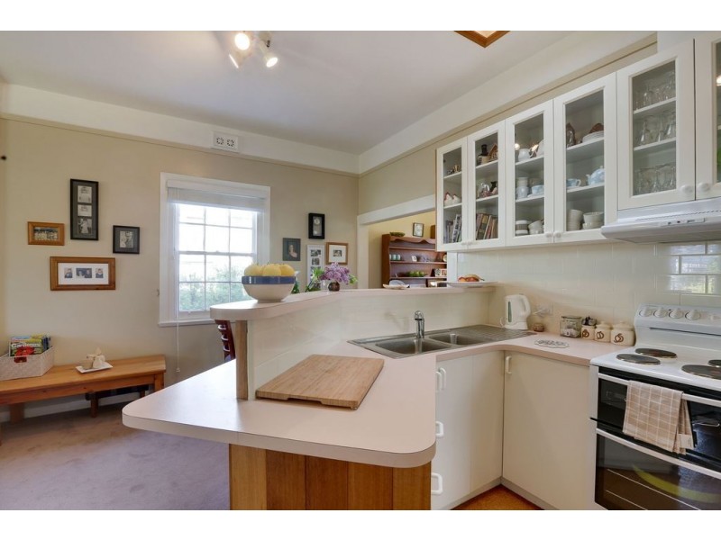 124 Bowen Road, Lutana TAS 7009