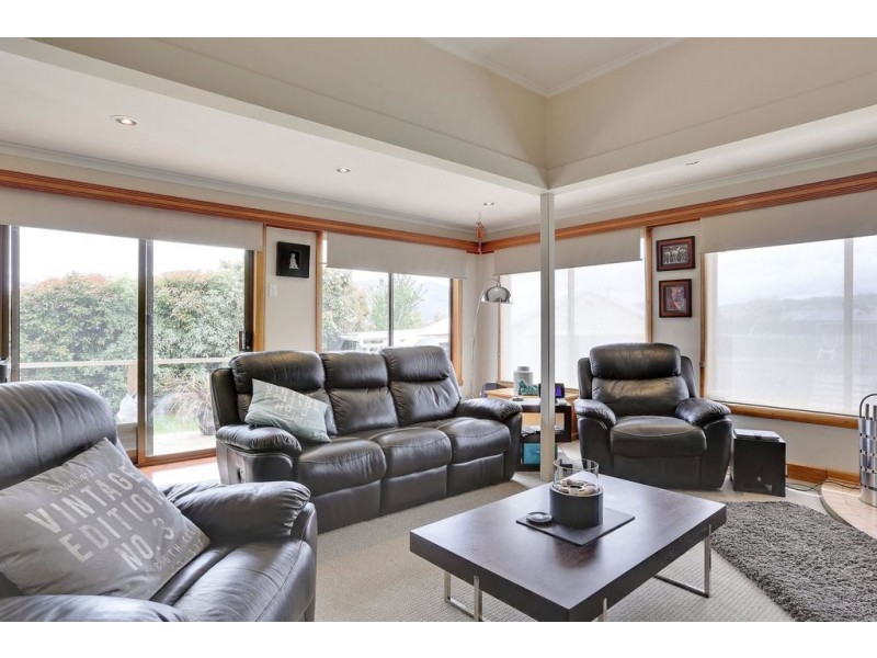 10 St Aubyn Square, Moonah TAS 7009